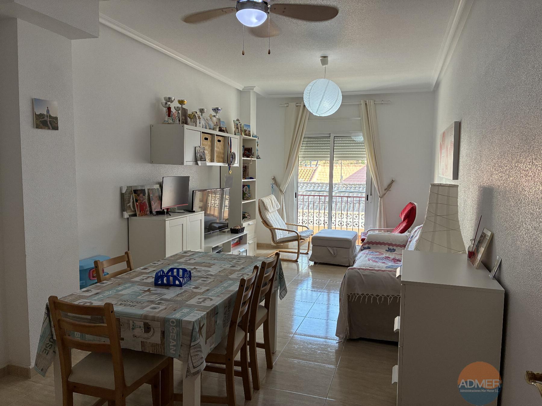 Venta de piso en Santiago de la Ribera