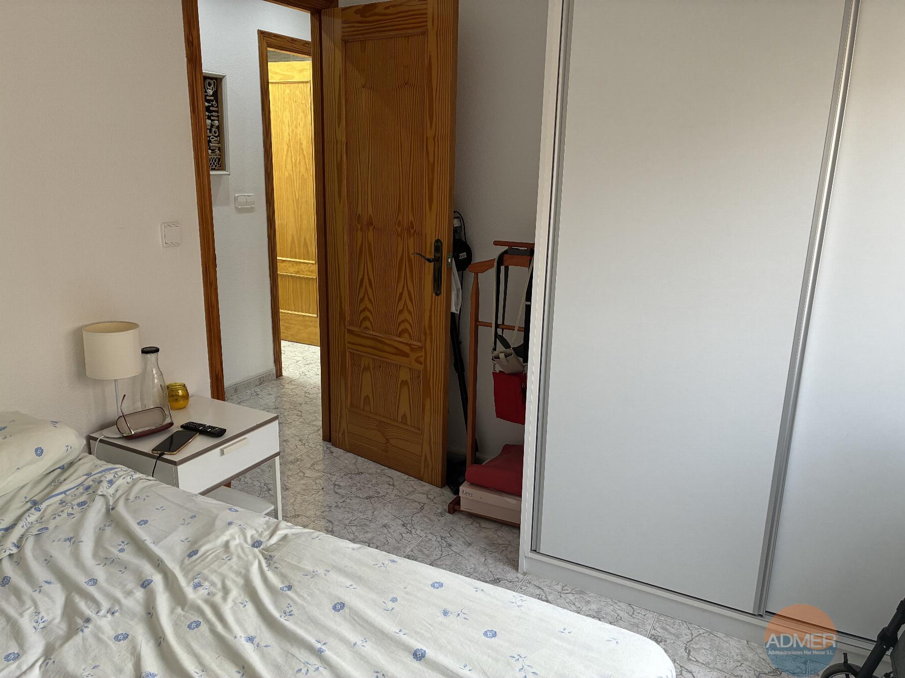 Venta de piso en Santiago de la Ribera