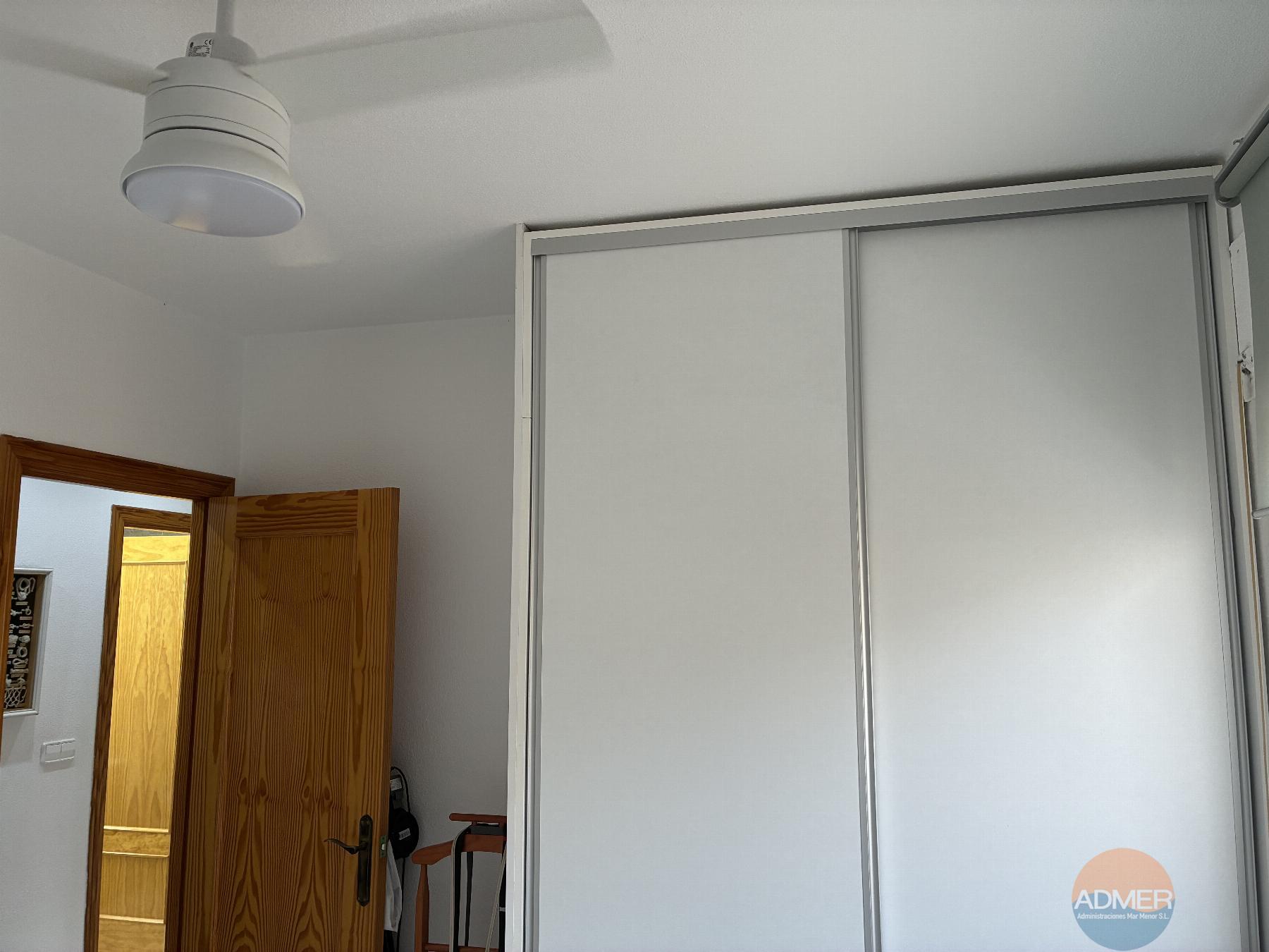 Venta de piso en Santiago de la Ribera