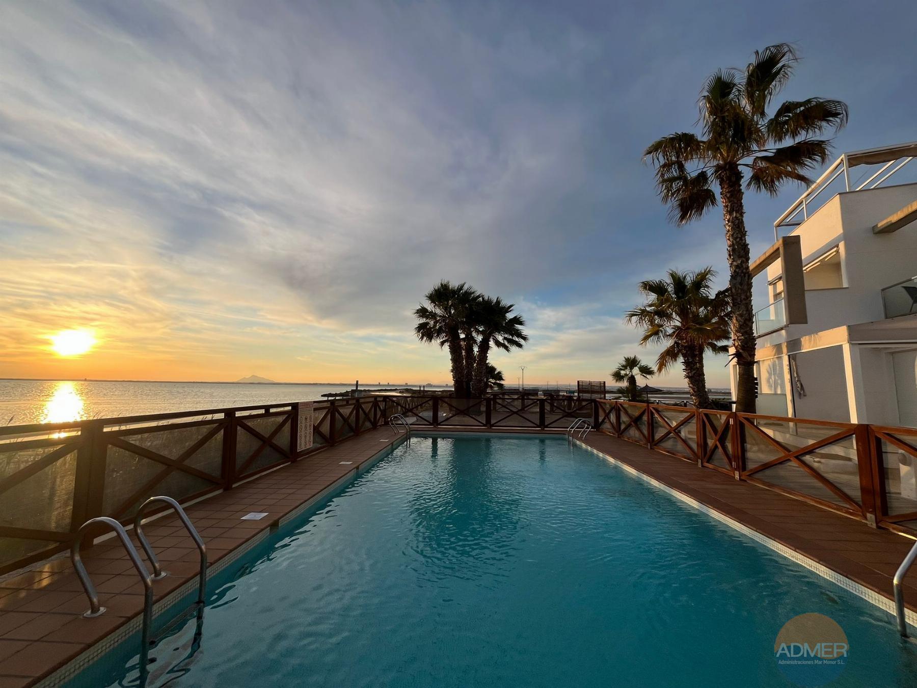 Venta de apartamento en La Manga del Mar Menor