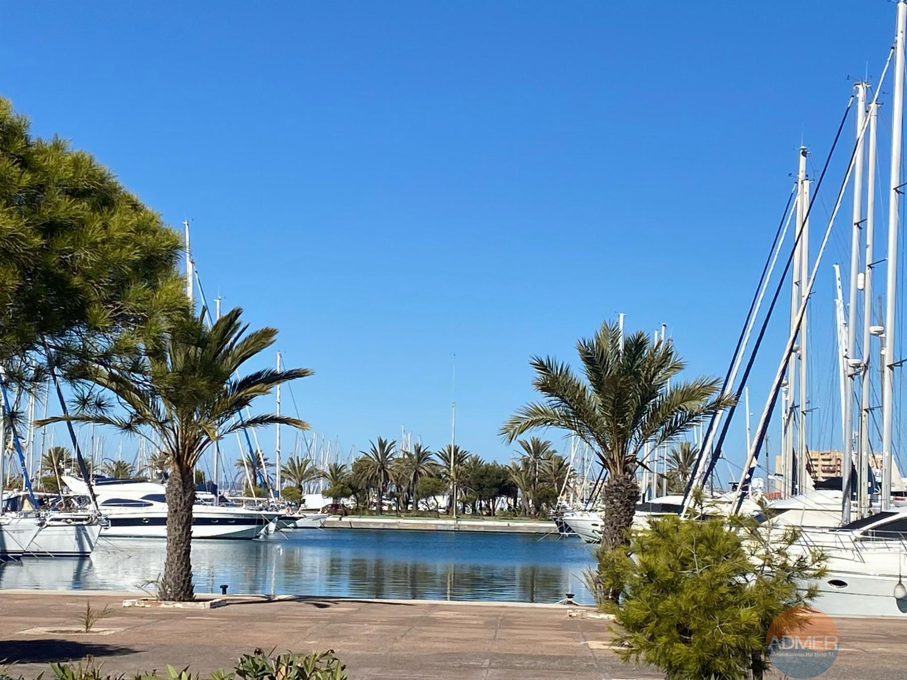 Venta de apartamento en La Manga del Mar Menor