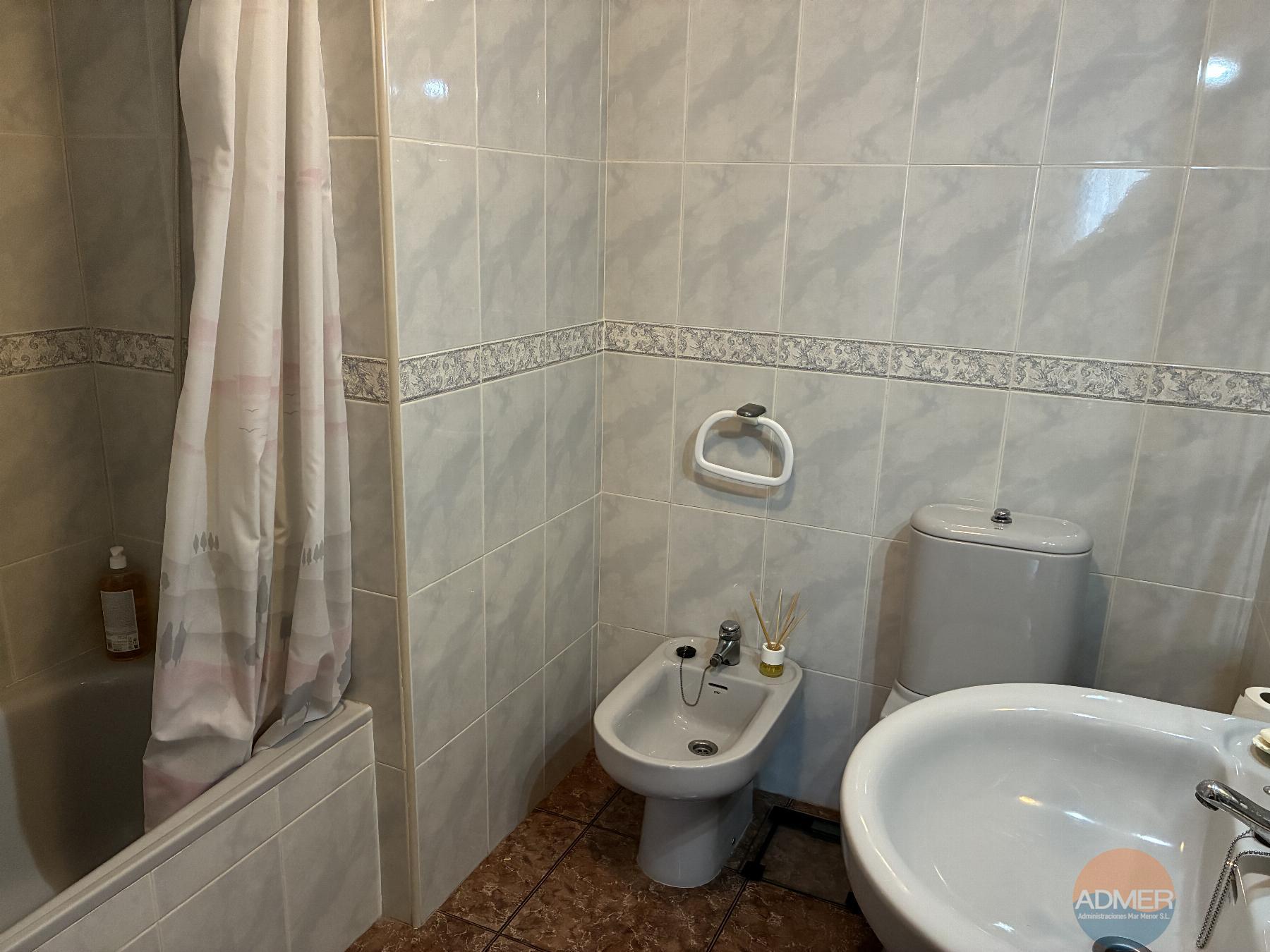 Venta de piso en Santiago de la Ribera