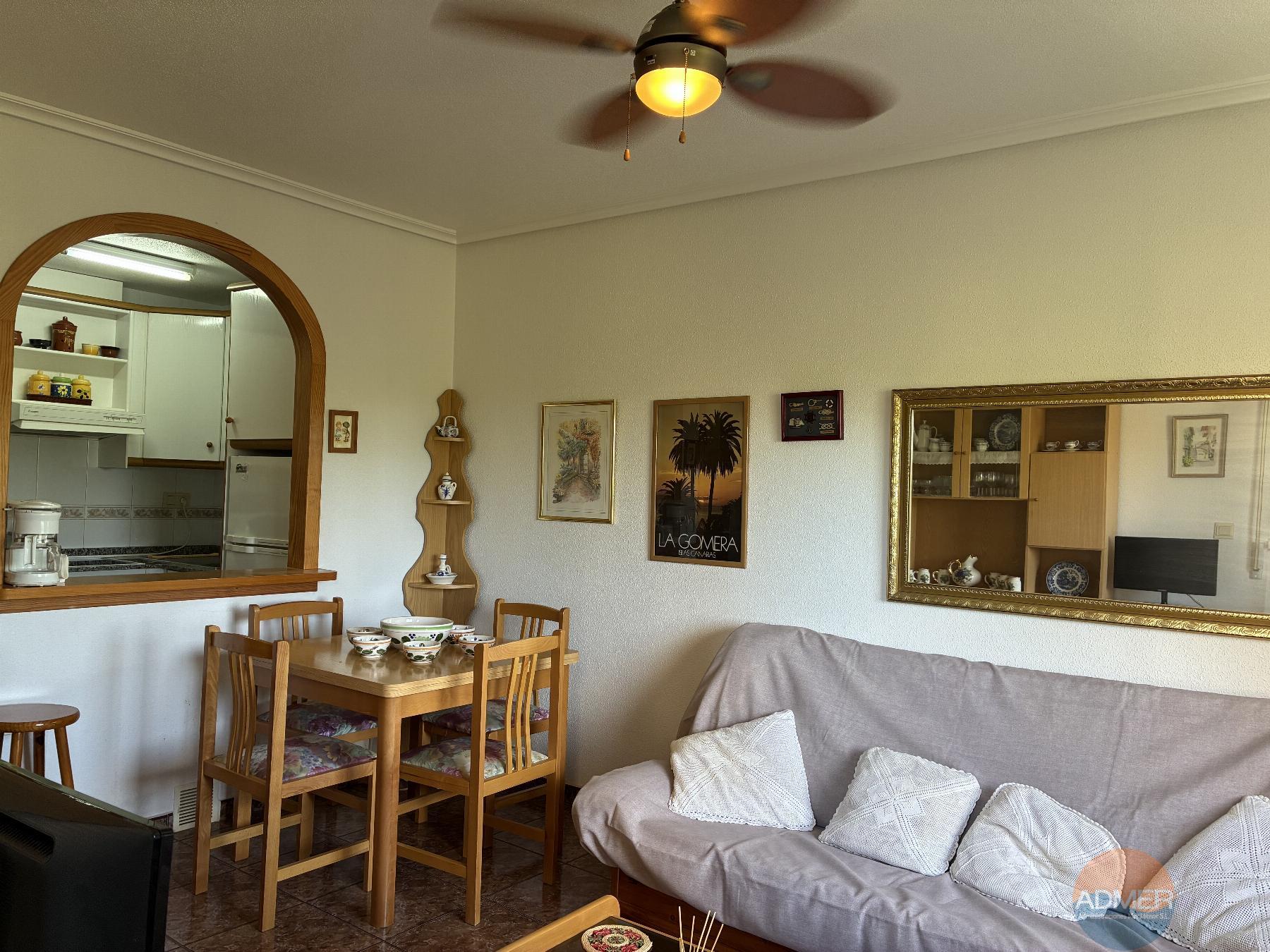 Venta de piso en Santiago de la Ribera
