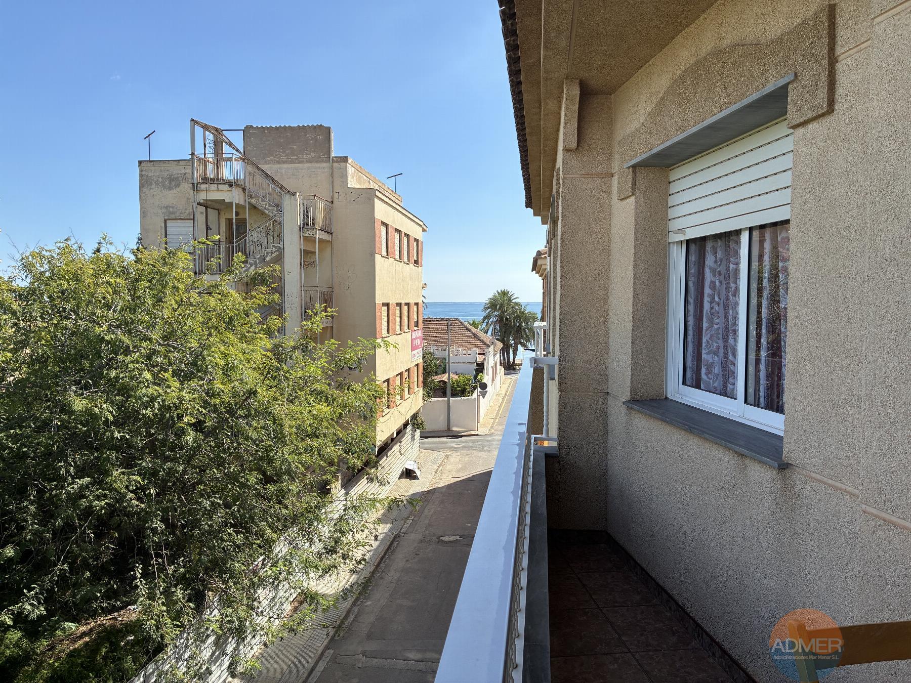 Venta de piso en Santiago de la Ribera