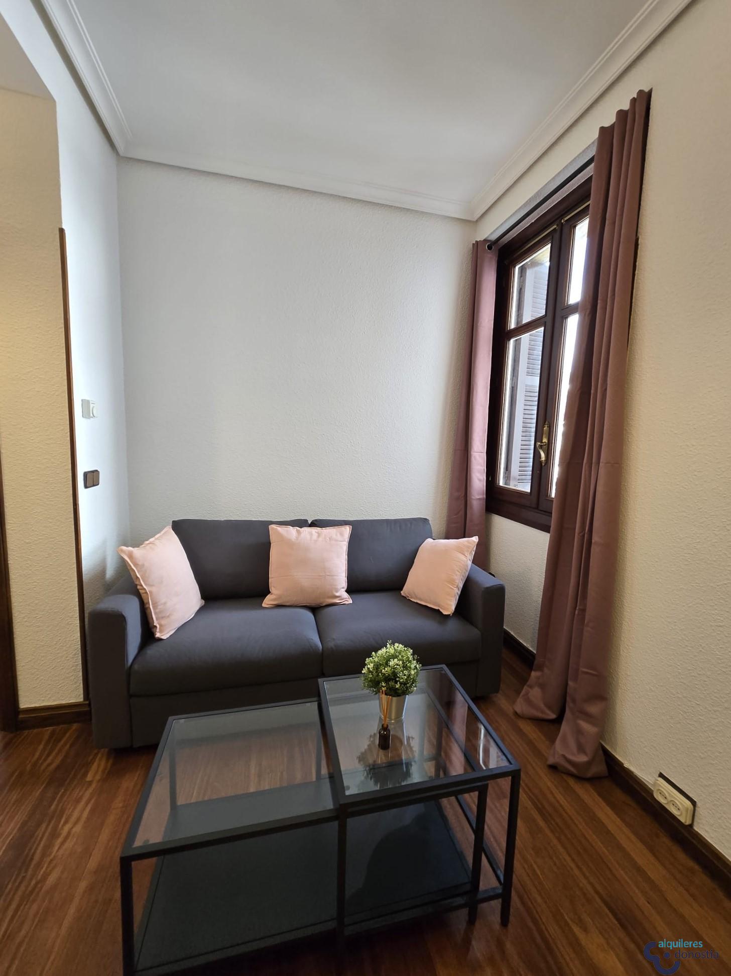 For rent of flat in Donostia-San Sebastián