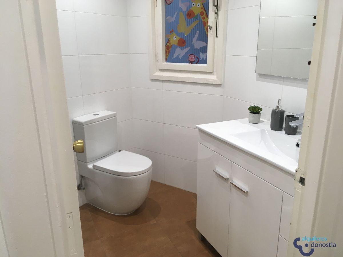 For rent of flat in Donostia-San Sebastián