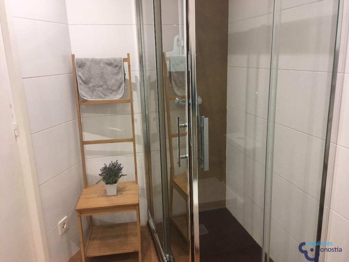 For rent of flat in Donostia-San Sebastián