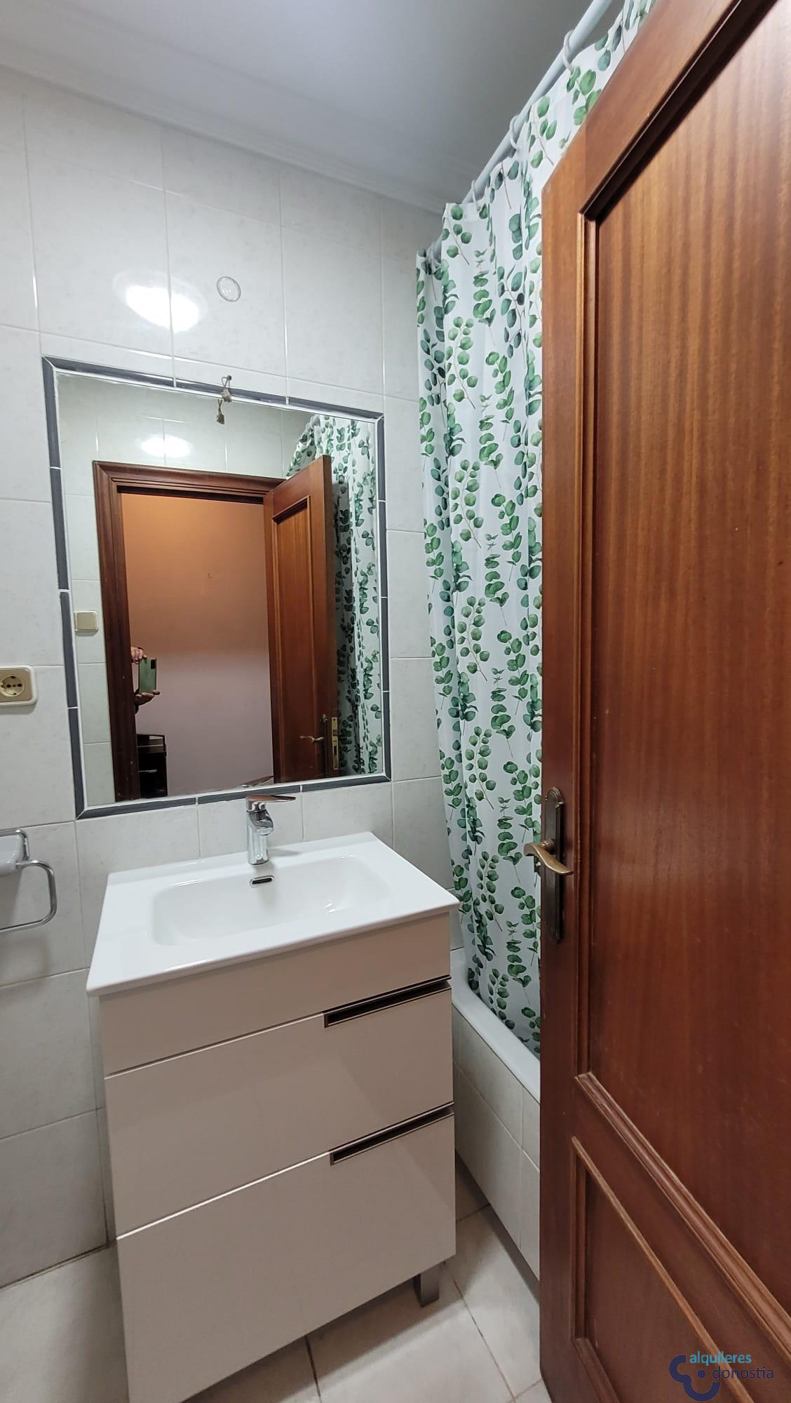 For rent of flat in Donostia-San Sebastián