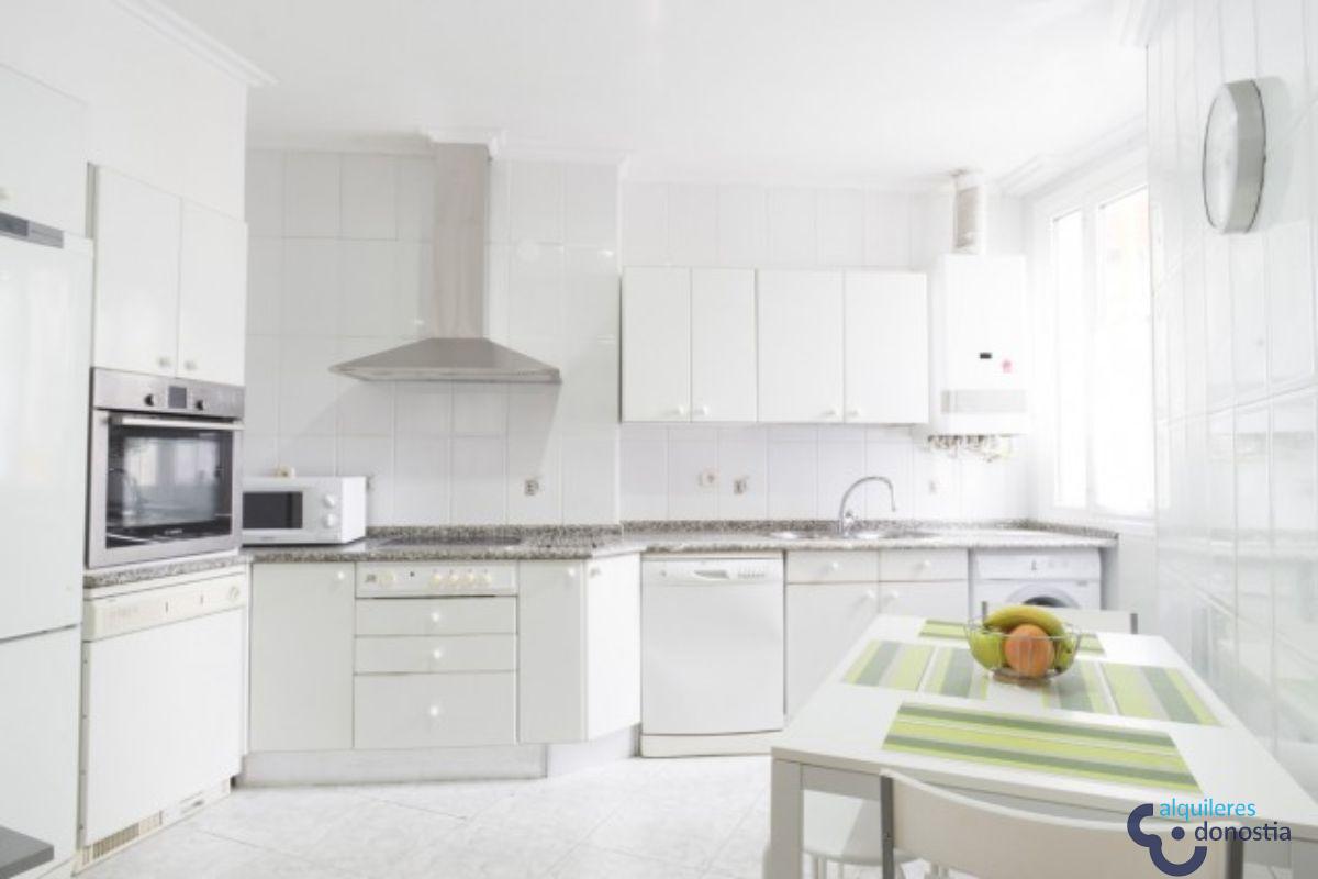 For rent of flat in Donostia-San Sebastián