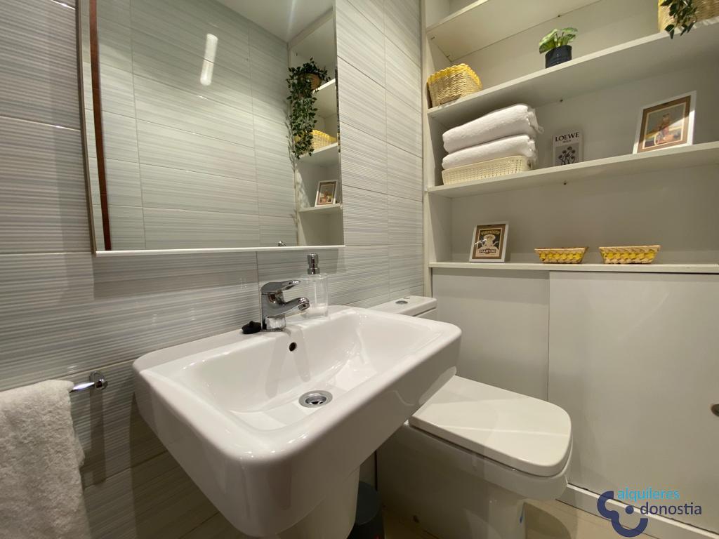 For rent of flat in Donostia-San Sebastián