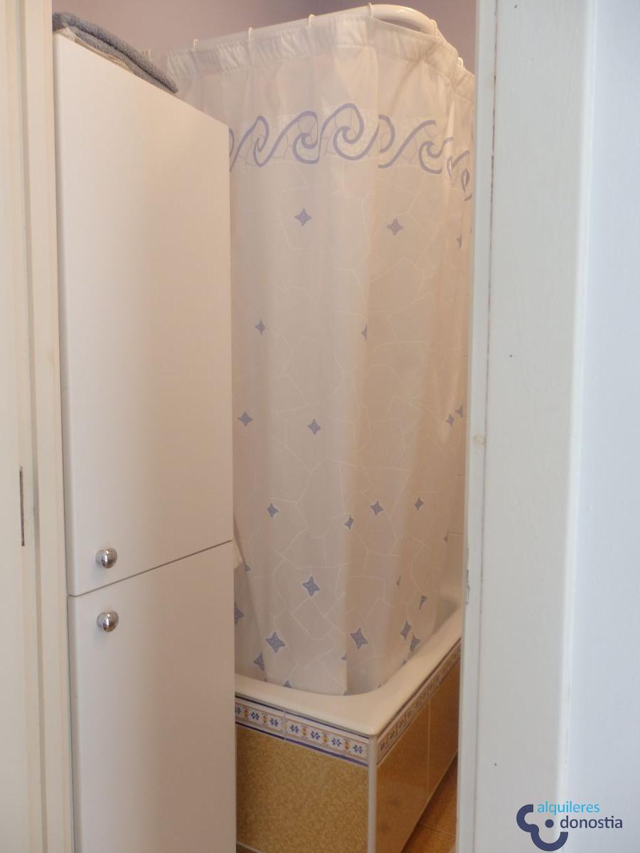 For rent of flat in Donostia-San Sebastián