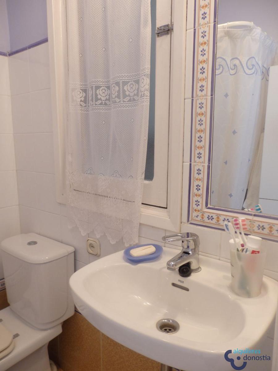 For rent of flat in Donostia-San Sebastián