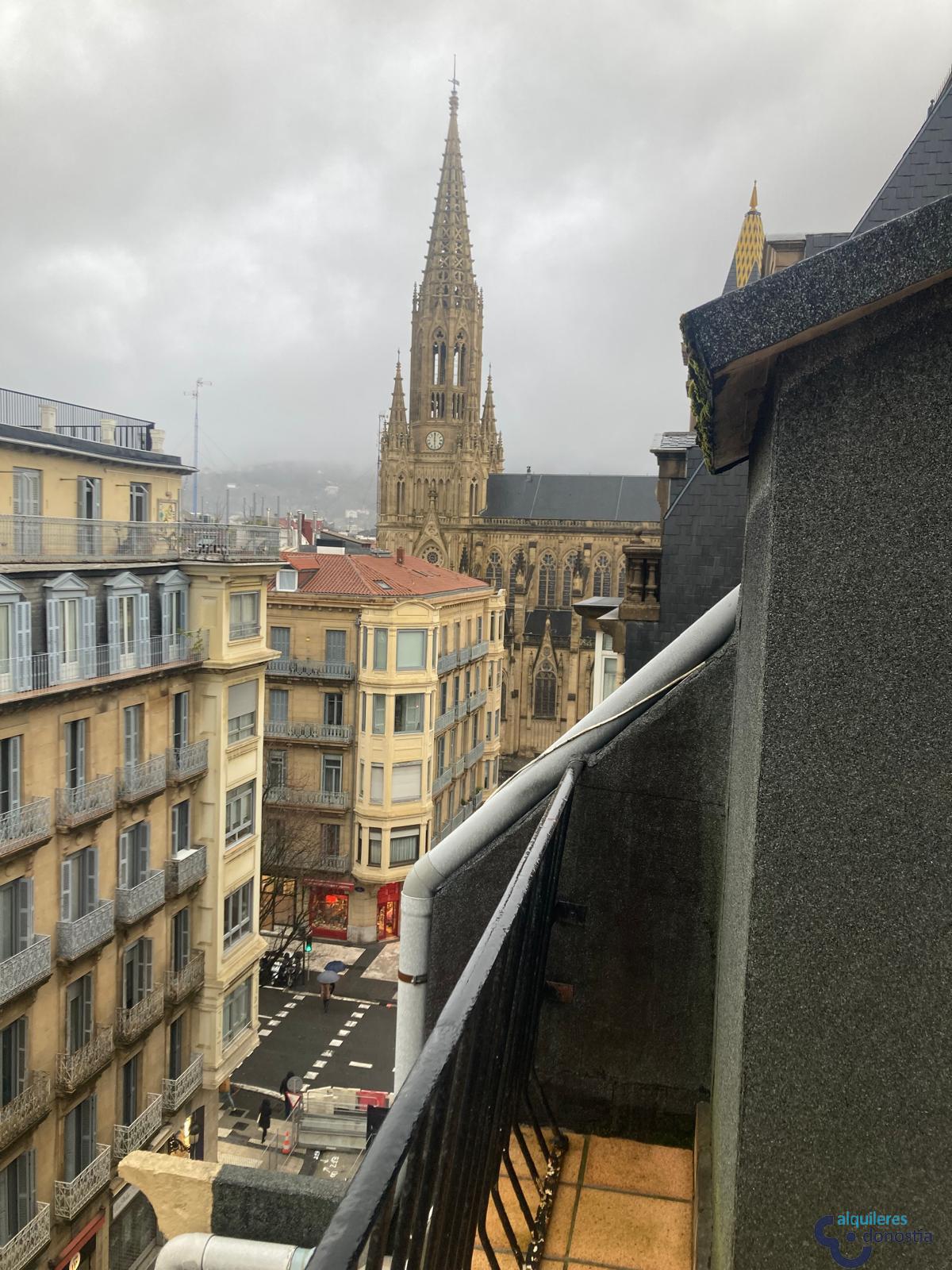 For rent of flat in Donostia-San Sebastián