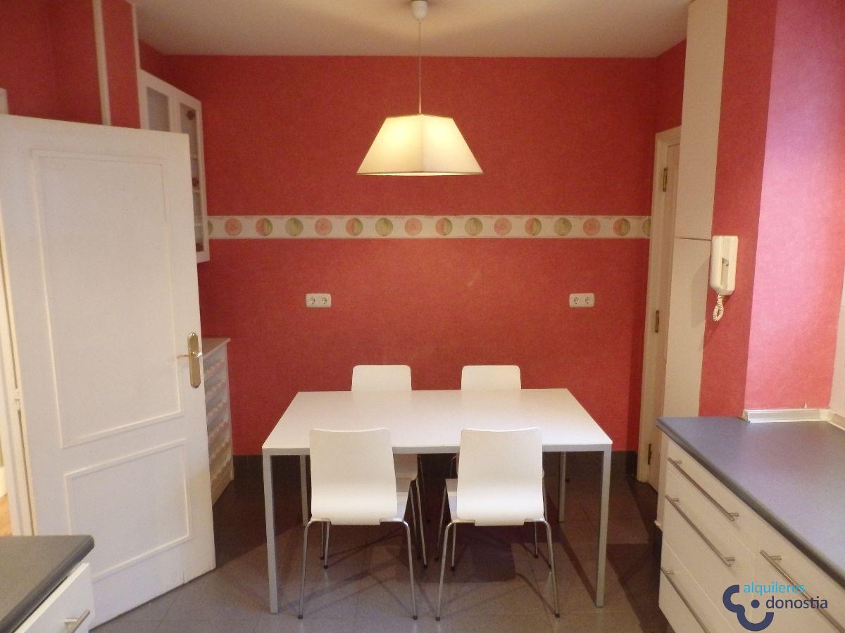 For rent of flat in Donostia-San Sebastián