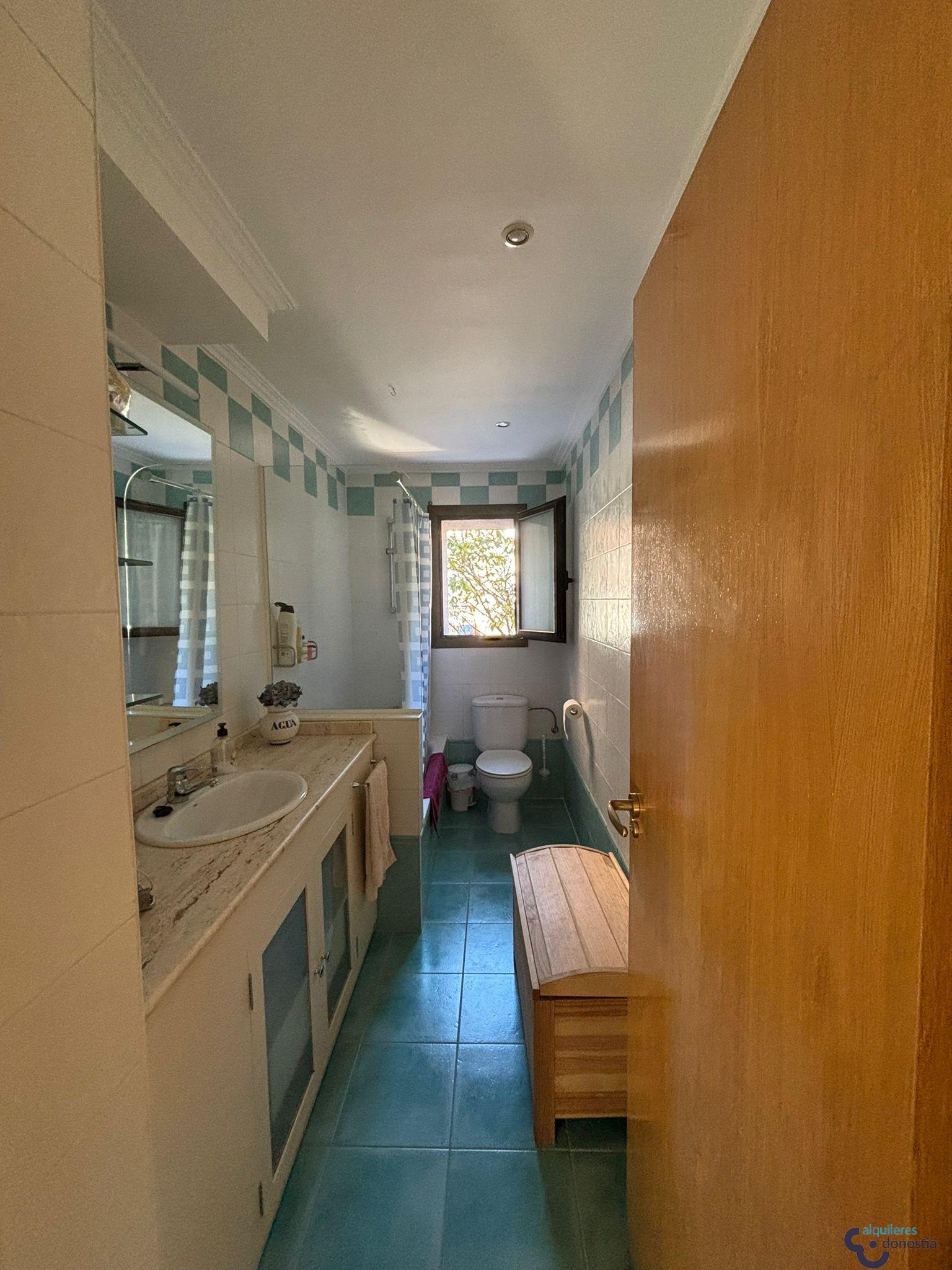 For rent of flat in Donostia-San Sebastián