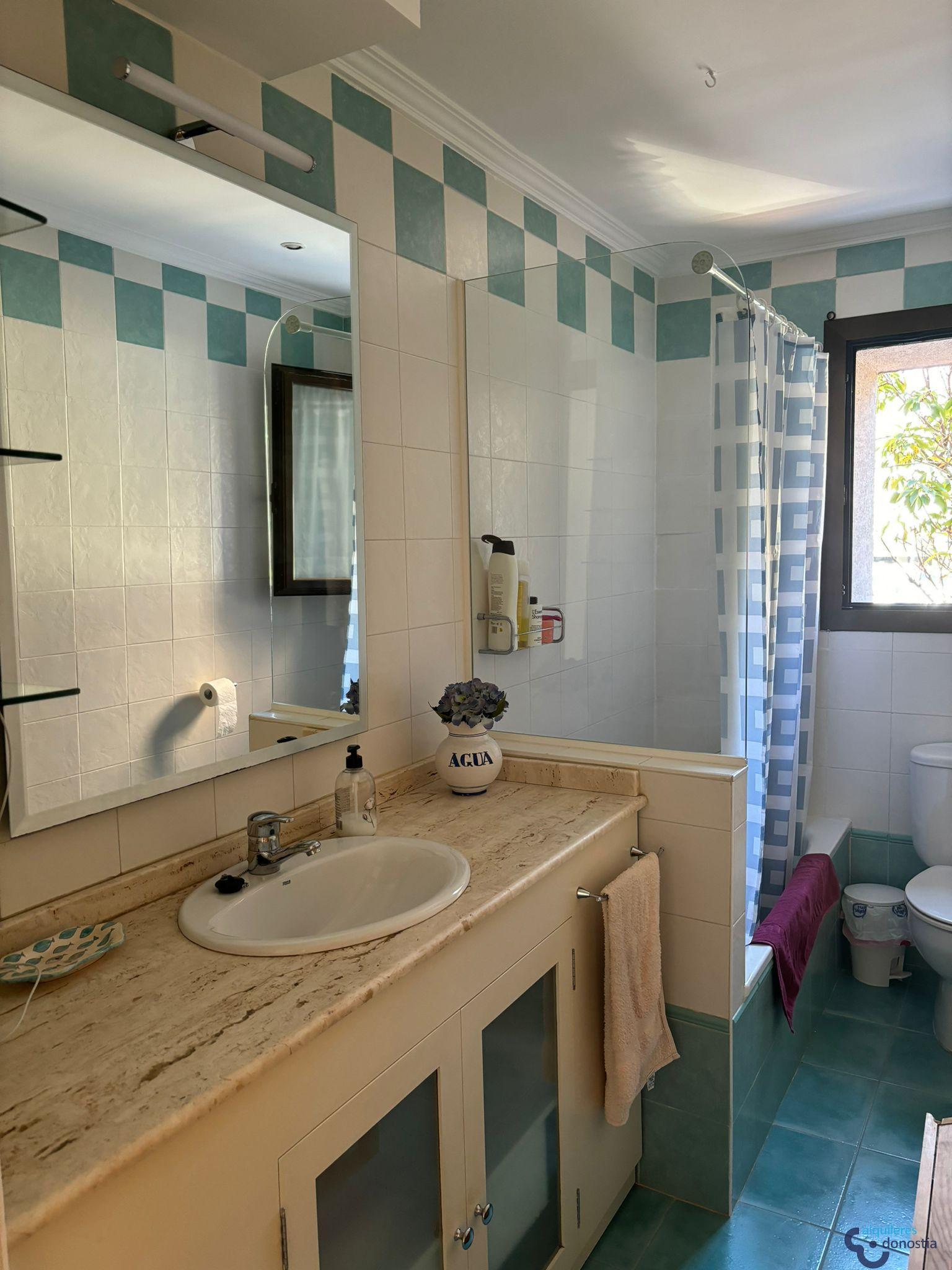 For rent of flat in Donostia-San Sebastián