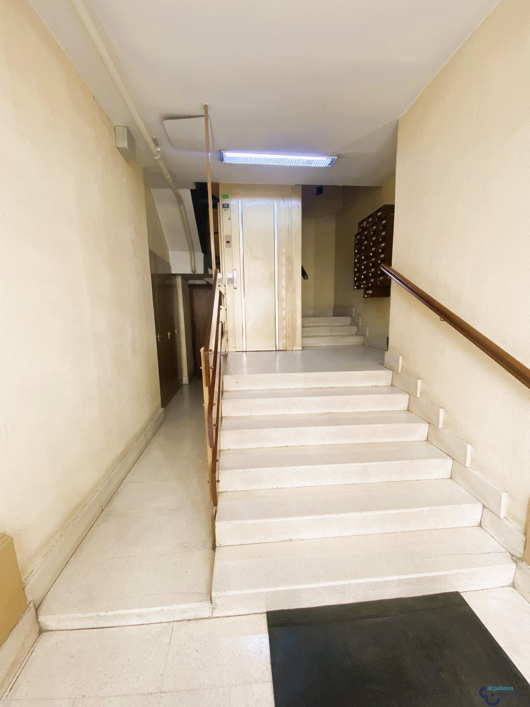 For rent of flat in Donostia-San Sebastián