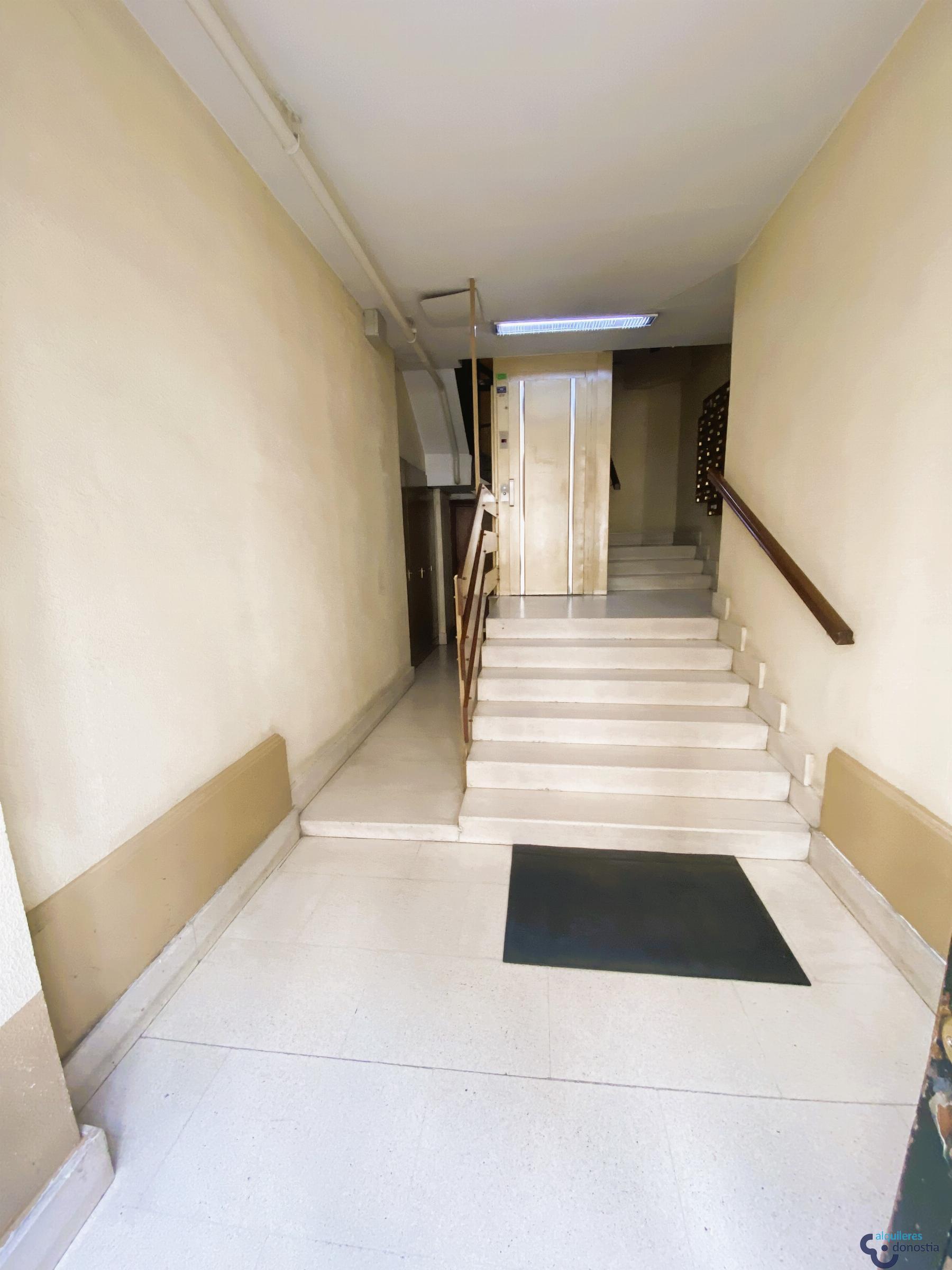For rent of flat in Donostia-San Sebastián