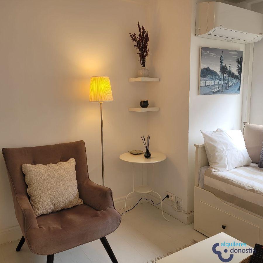 For rent of study in Donostia-San Sebastián