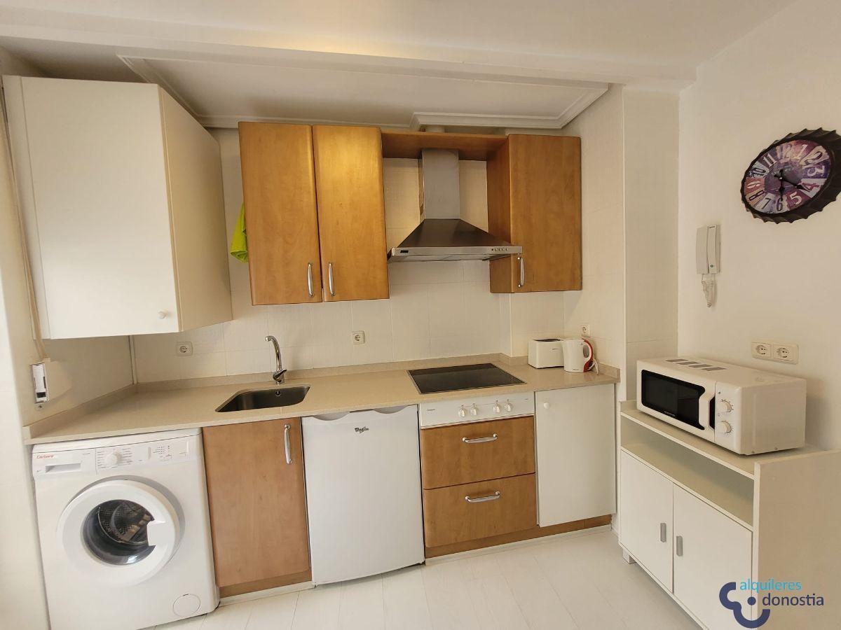 For rent of study in Donostia-San Sebastián
