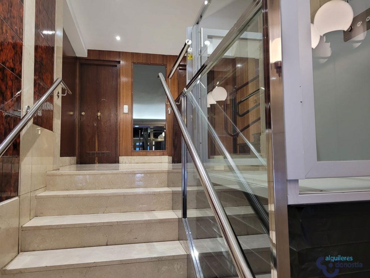 For rent of study in Donostia-San Sebastián