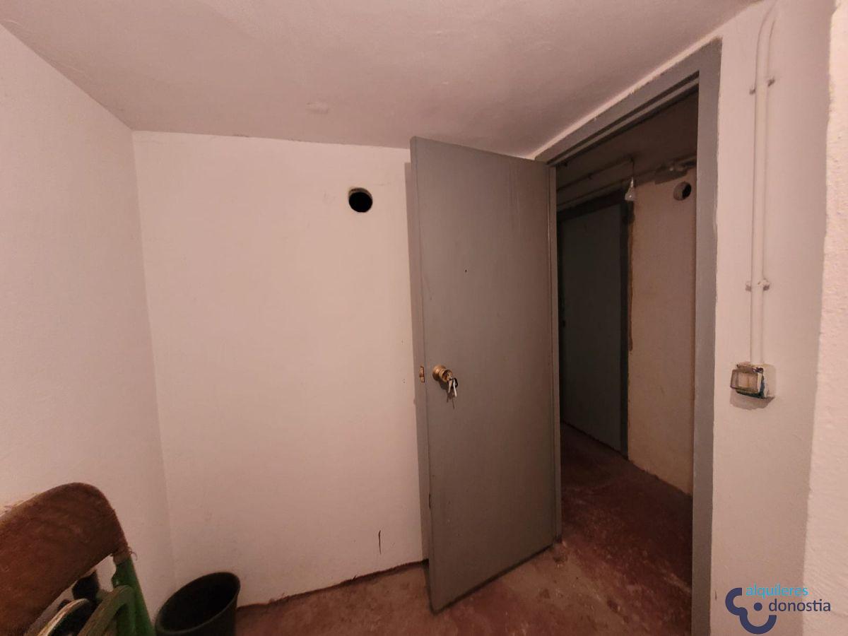 For rent of study in Donostia-San Sebastián