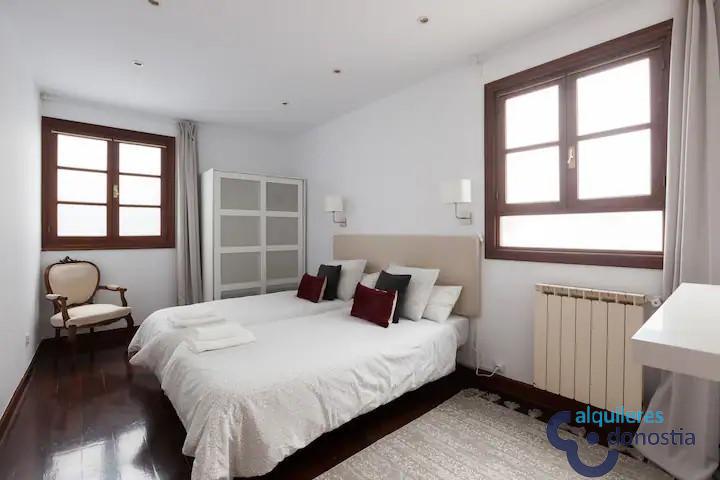 For rent of penthouse in Donostia-San Sebastián
