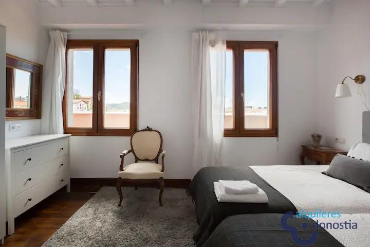 For rent of penthouse in Donostia-San Sebastián