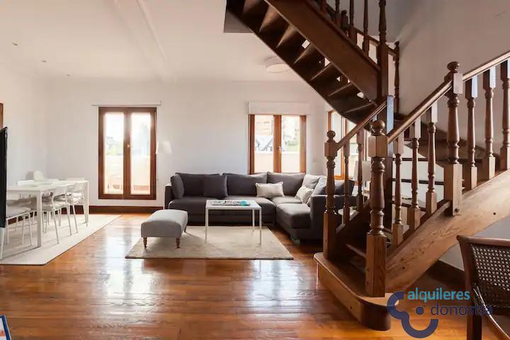 For rent of penthouse in Donostia-San Sebastián