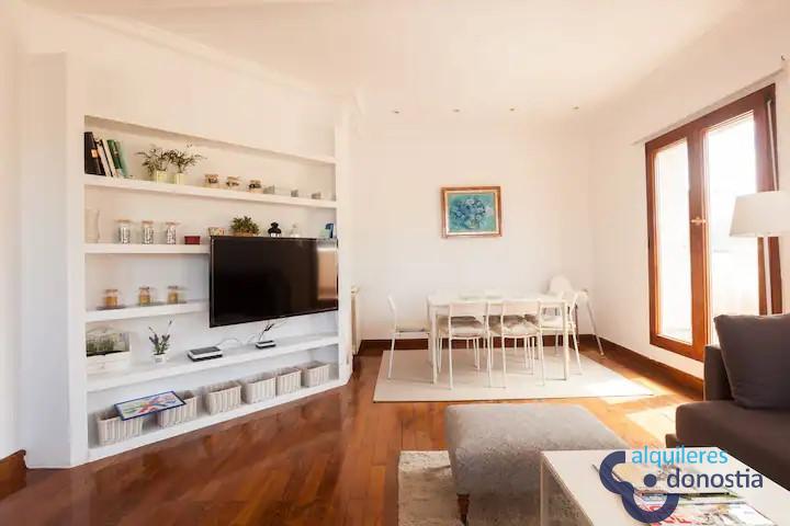 For rent of penthouse in Donostia-San Sebastián