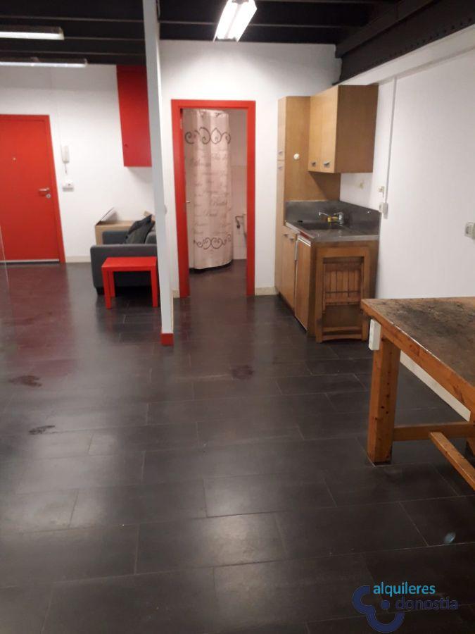 For rent of office in Donostia-San Sebastián