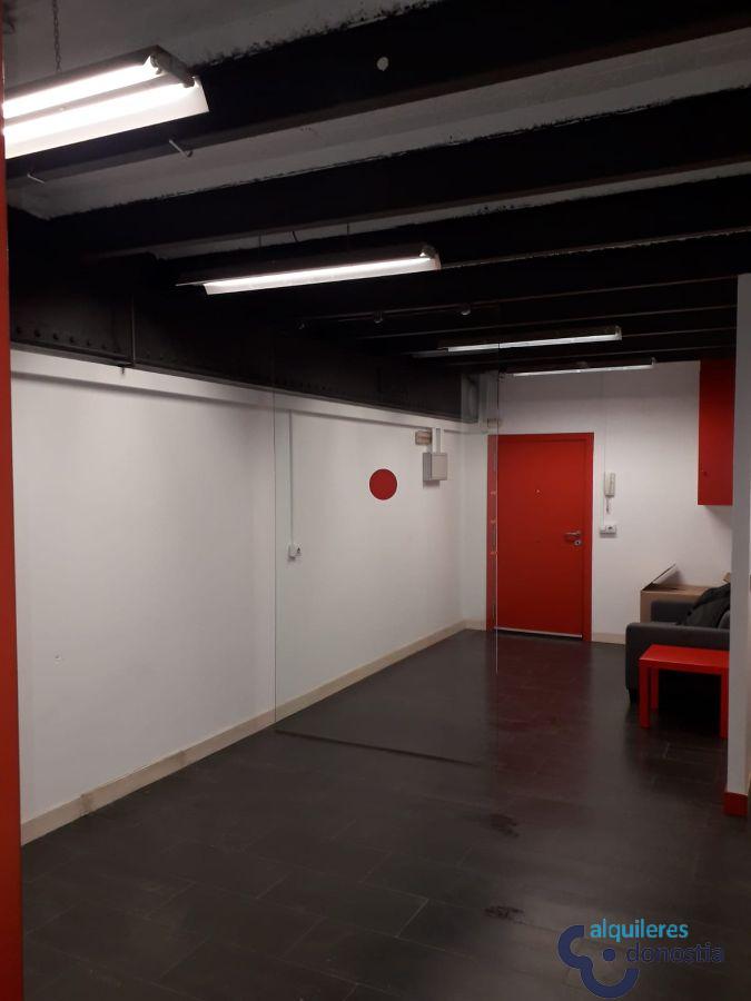 For rent of office in Donostia-San Sebastián