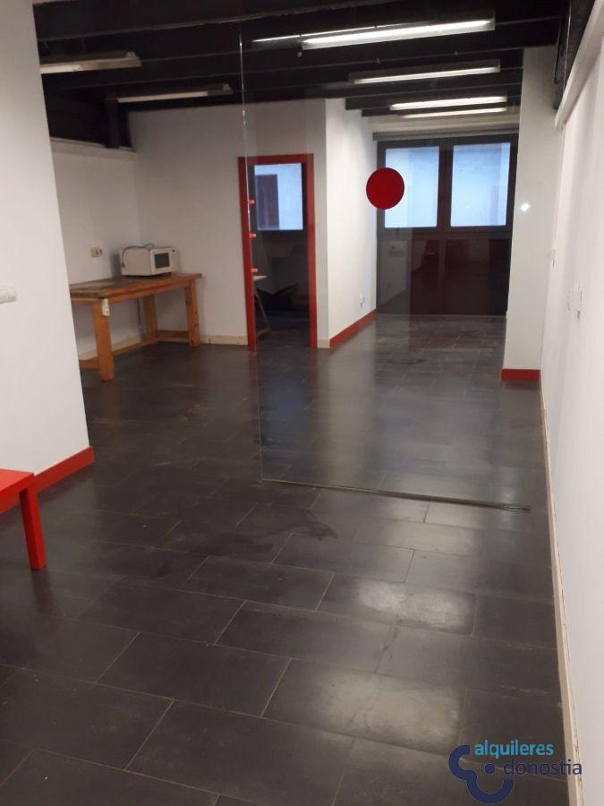 For rent of office in Donostia-San Sebastián