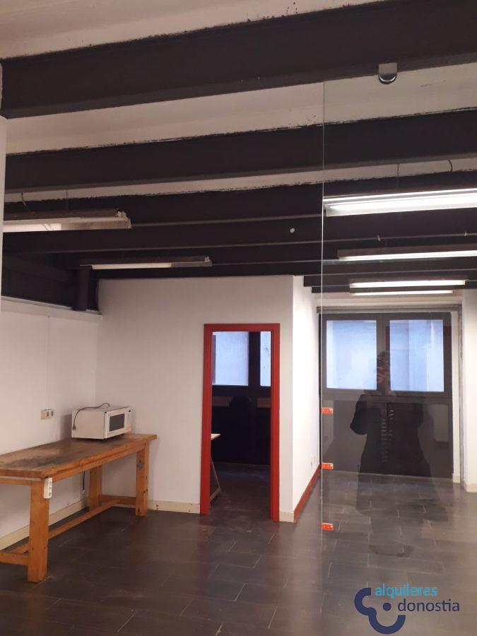 For rent of office in Donostia-San Sebastián