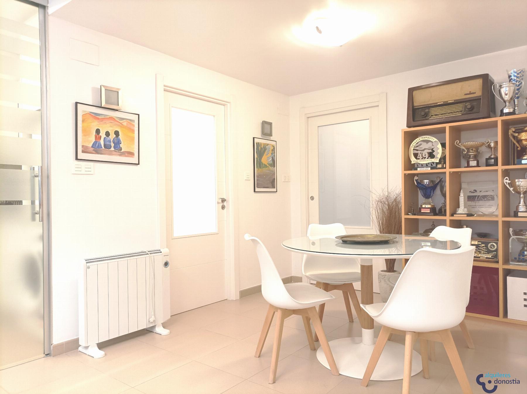 For rent of apartment in Donostia-San Sebastián