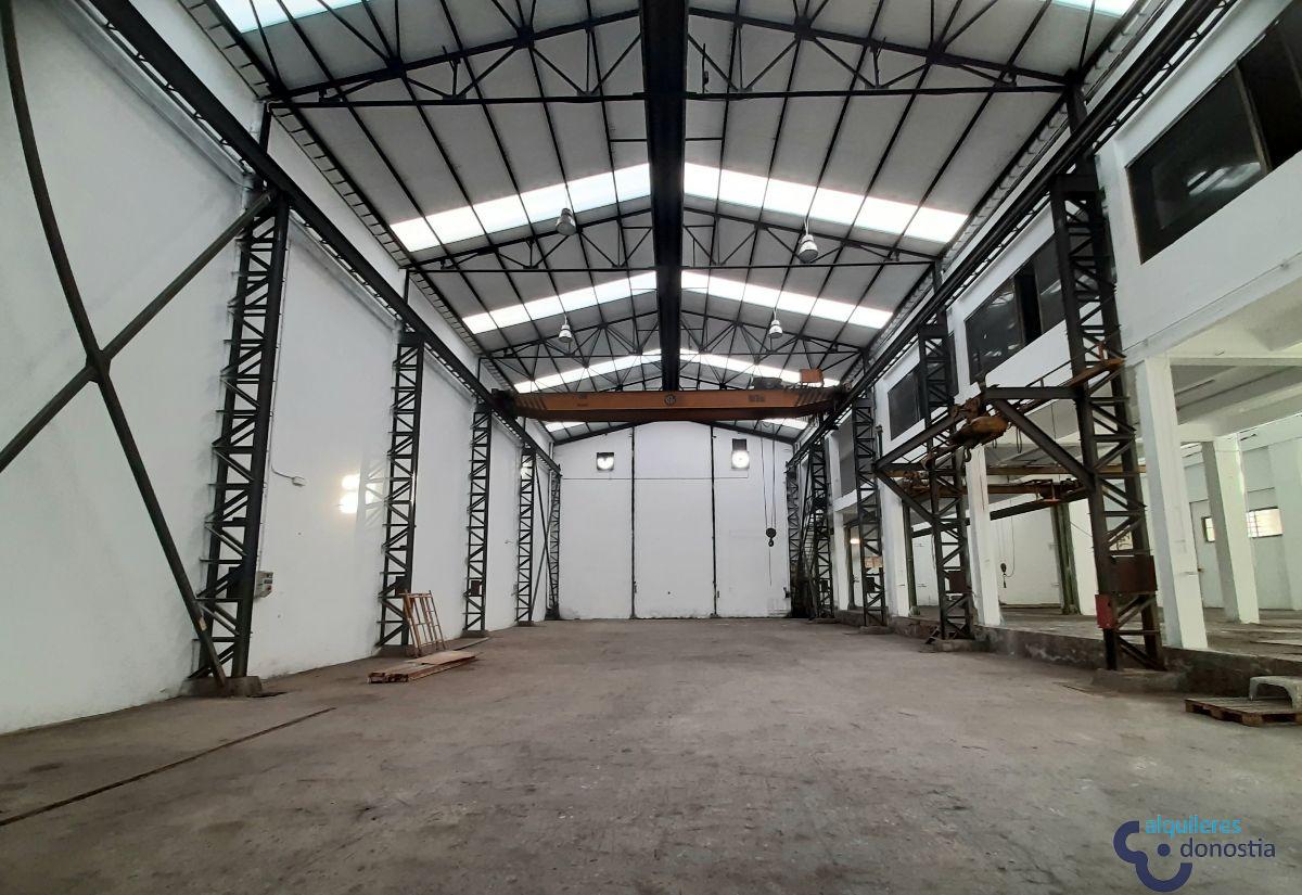 For rent of industrial plant/warehouse in Tolosa