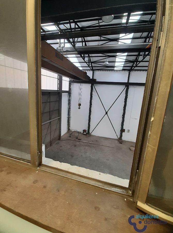 For rent of industrial plant/warehouse in Tolosa