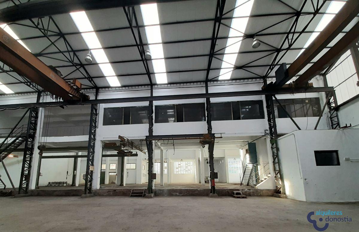For rent of industrial plant/warehouse in Tolosa