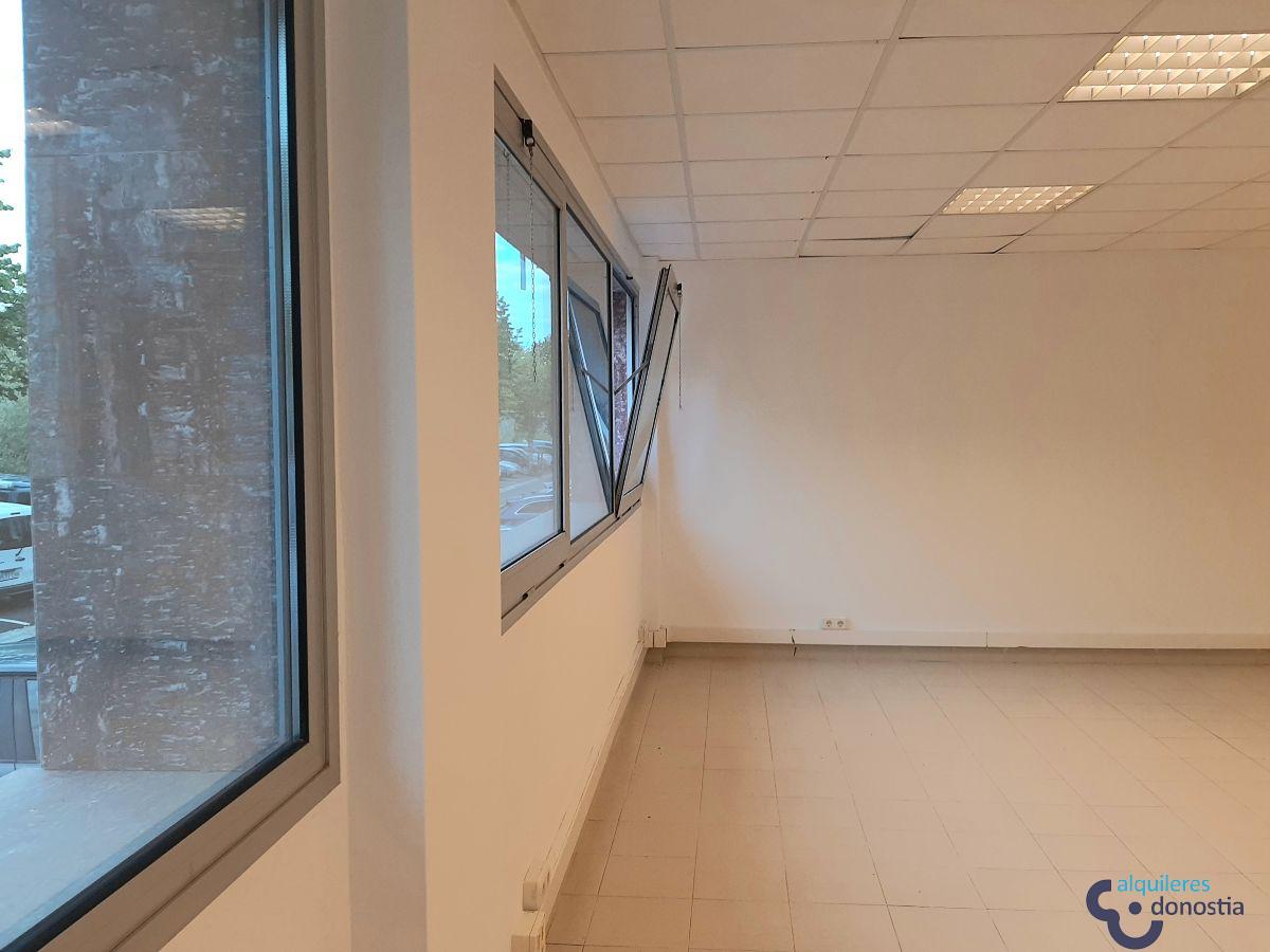 For rent of office in Lasarte-Oria