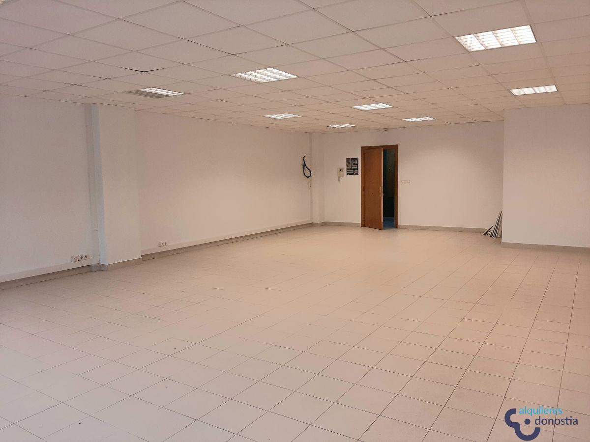 For rent of office in Lasarte-Oria