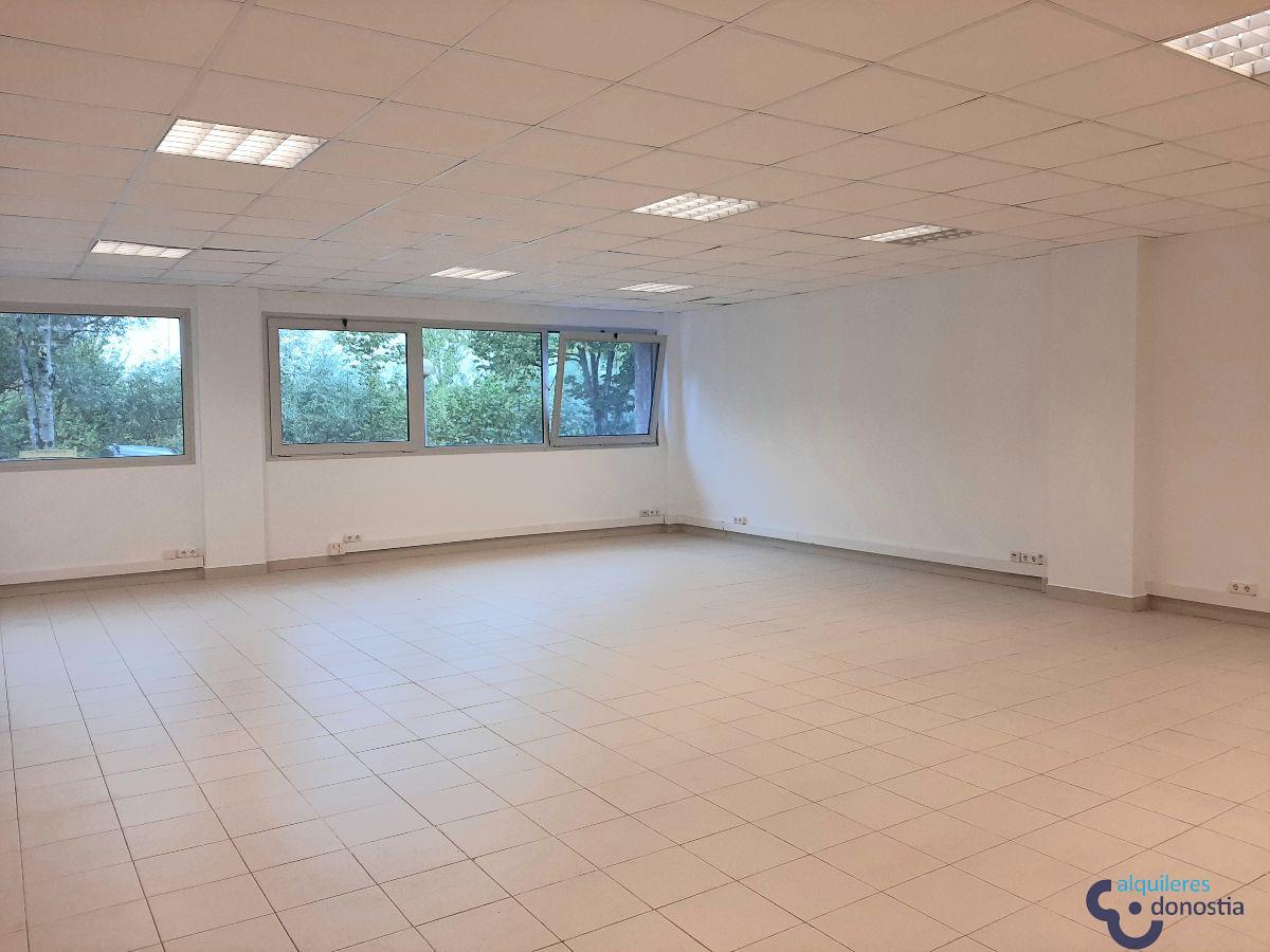 For rent of office in Lasarte-Oria