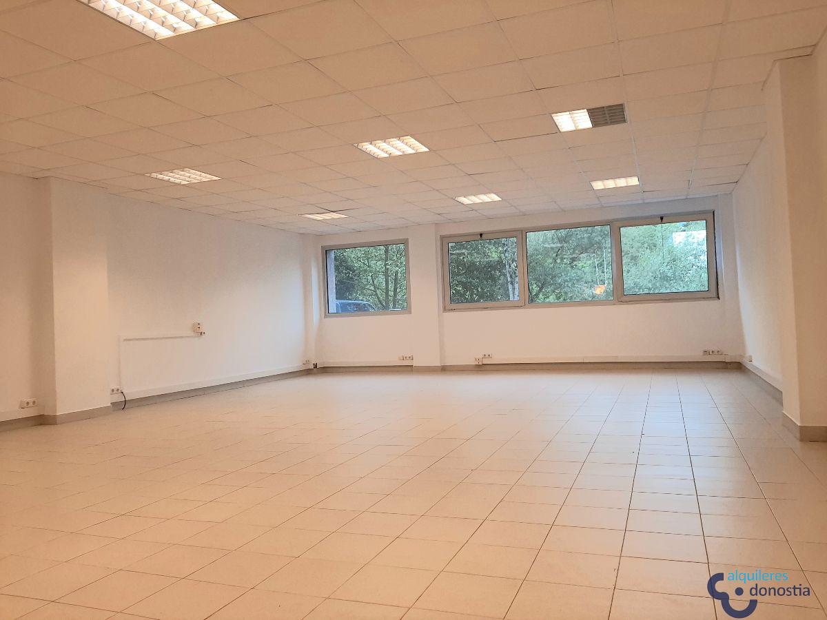 For rent of office in Lasarte-Oria