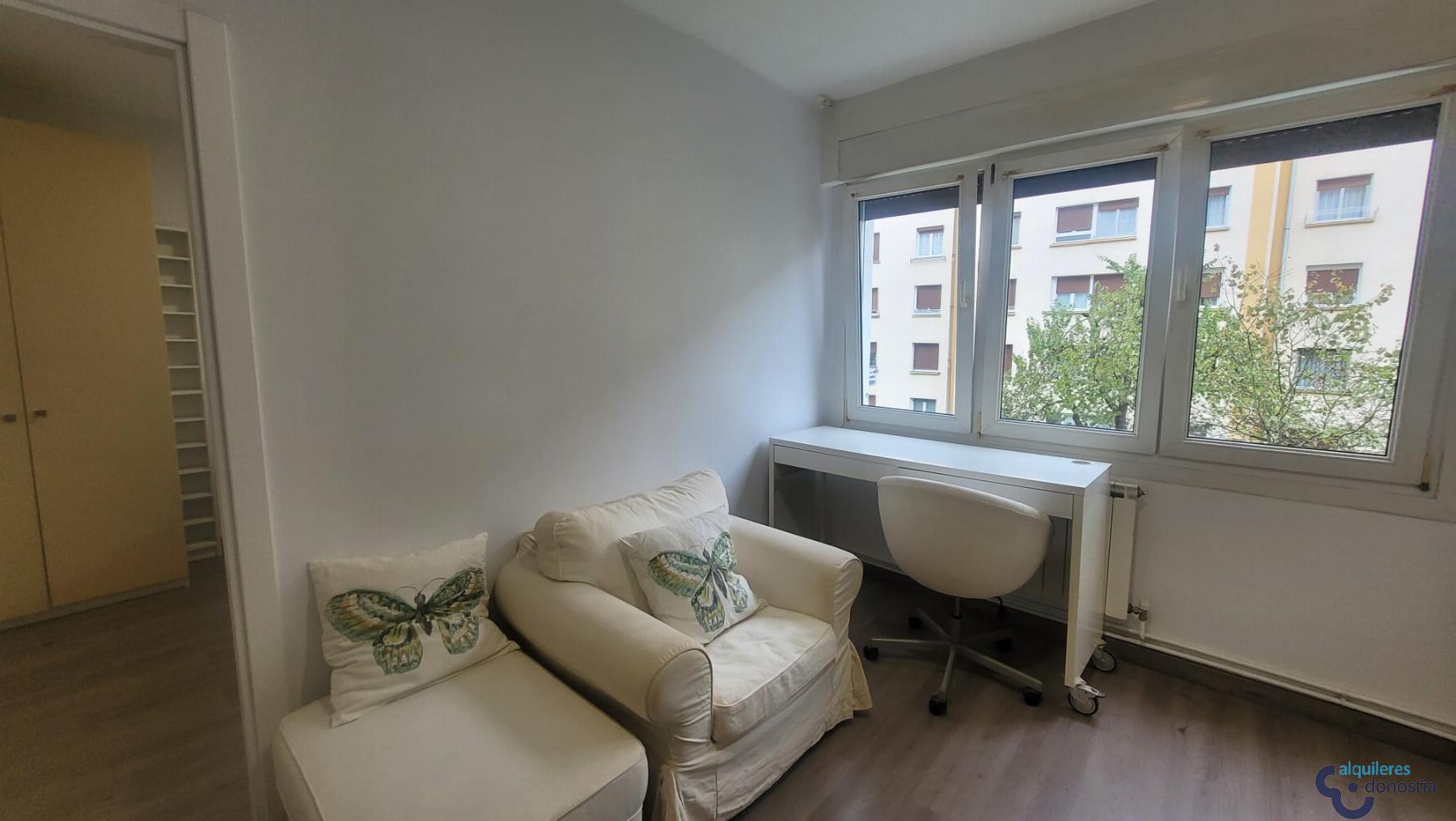 For rent of flat in Eibar