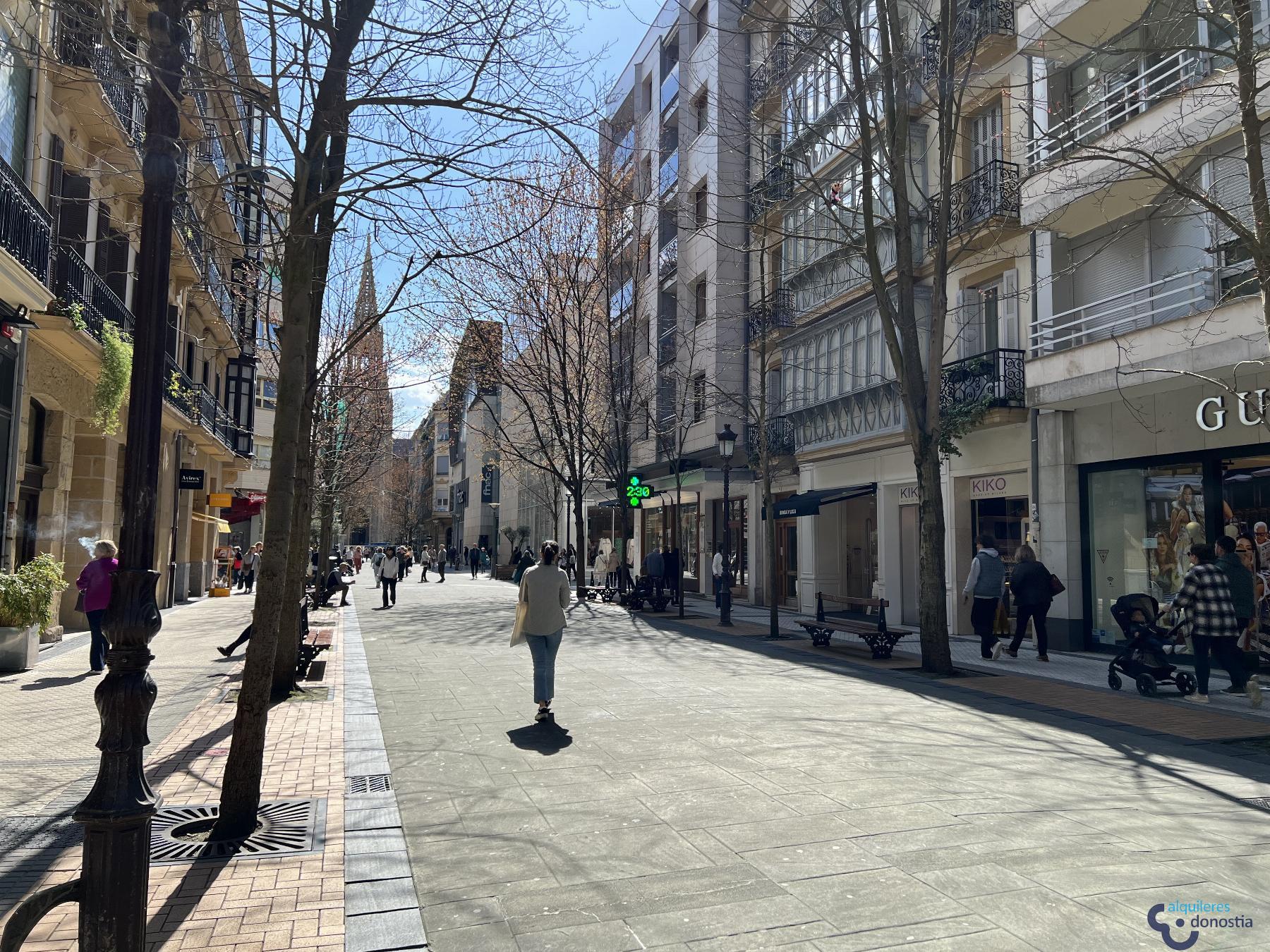 For rent of office in Donostia-San Sebastián
