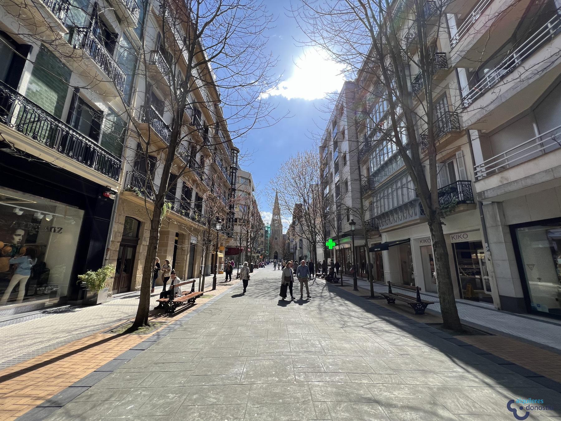 For rent of office in Donostia-San Sebastián