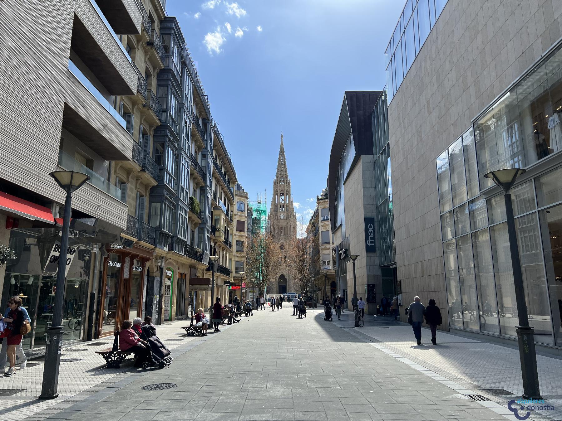 For rent of office in Donostia-San Sebastián