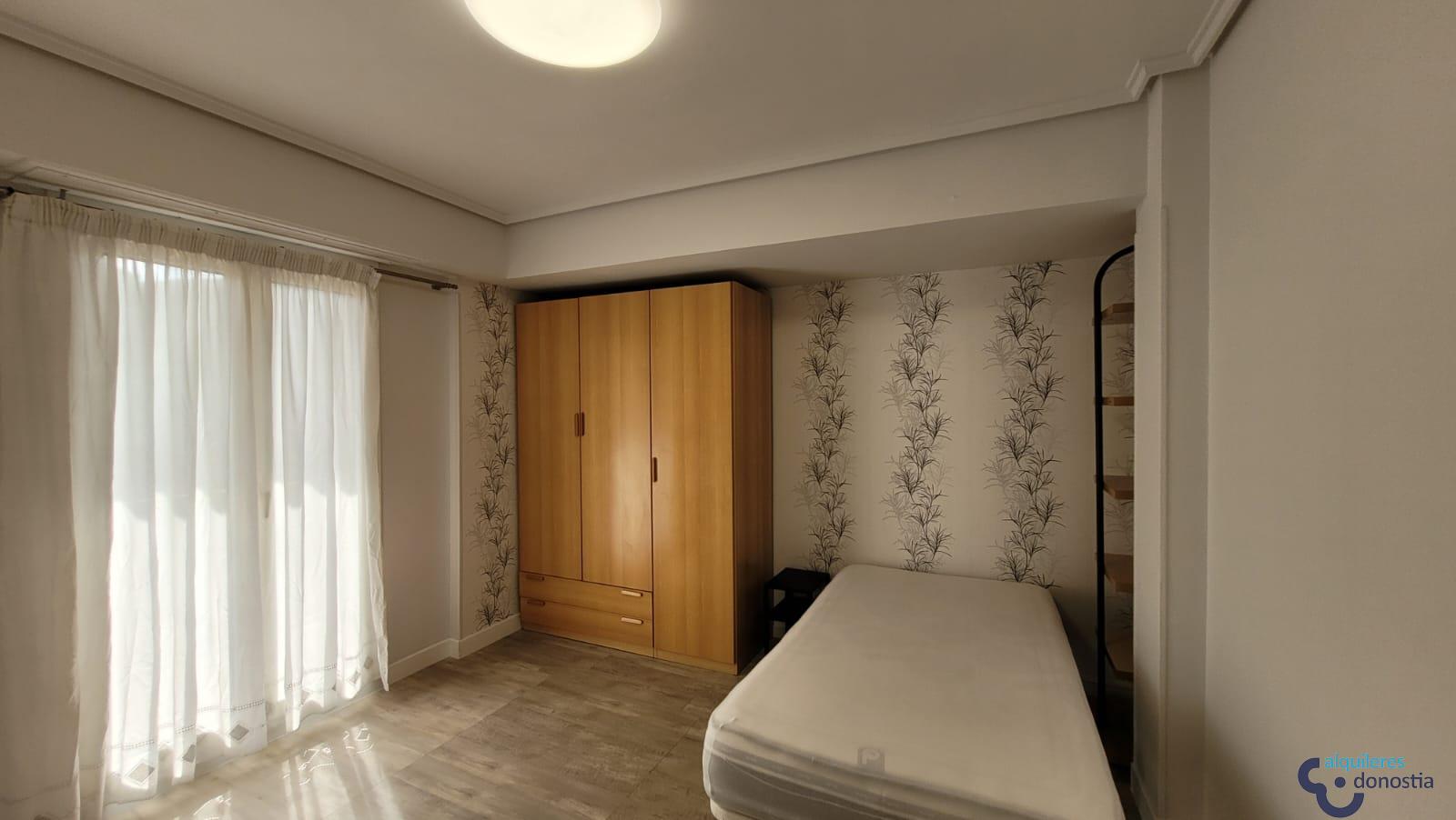 For rent of flat in Lasarte-Oria