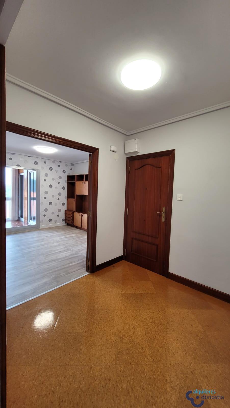 For rent of flat in Lasarte-Oria