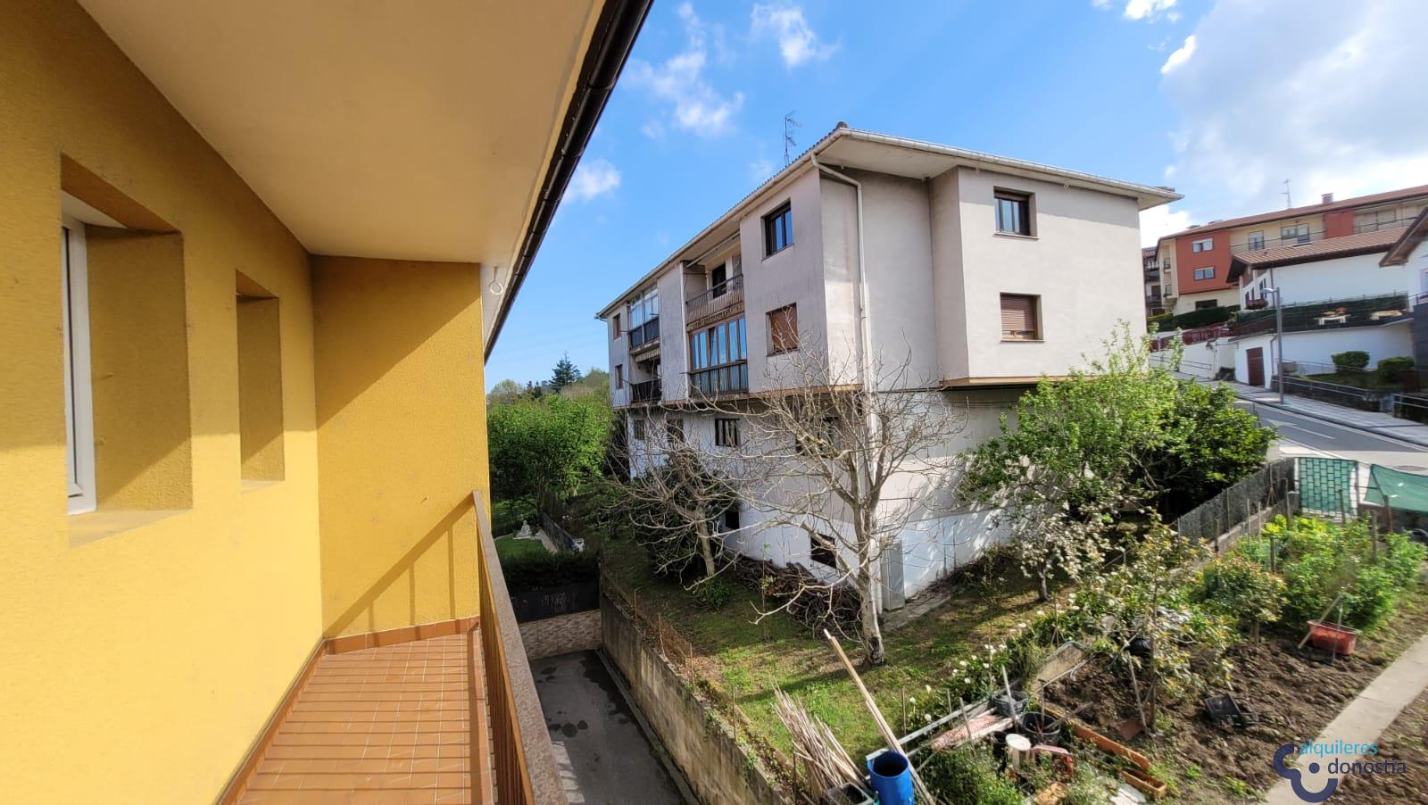 For rent of flat in Lasarte-Oria