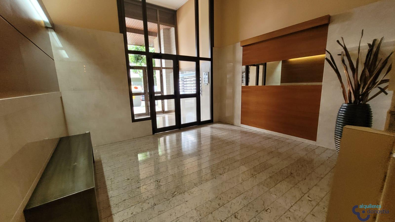 For rent of flat in Donostia-San Sebastián